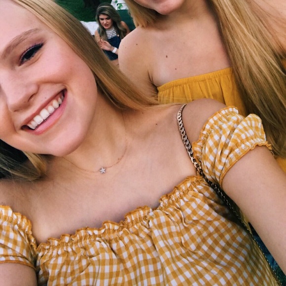 Meet your Posher, Townley - Picture 1 of 1